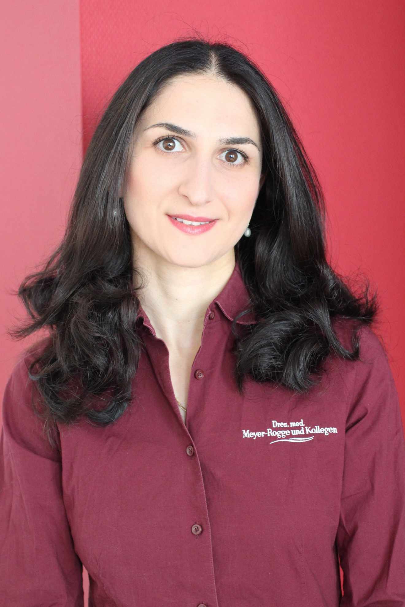 Frau Nino Kajrishvili